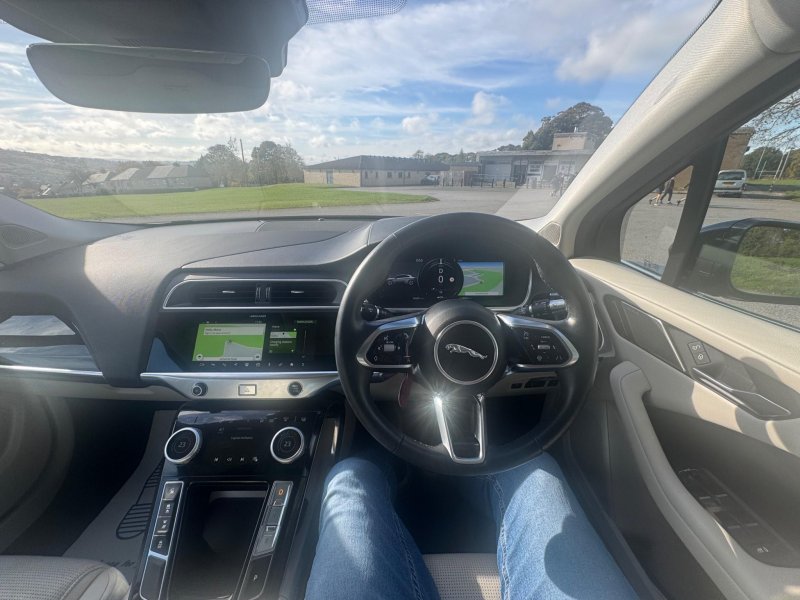 JAGUAR I-Pace