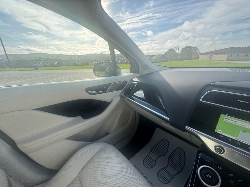 JAGUAR I-Pace