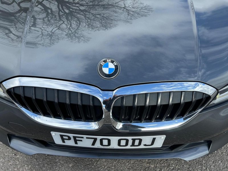 BMW 3 SERIES