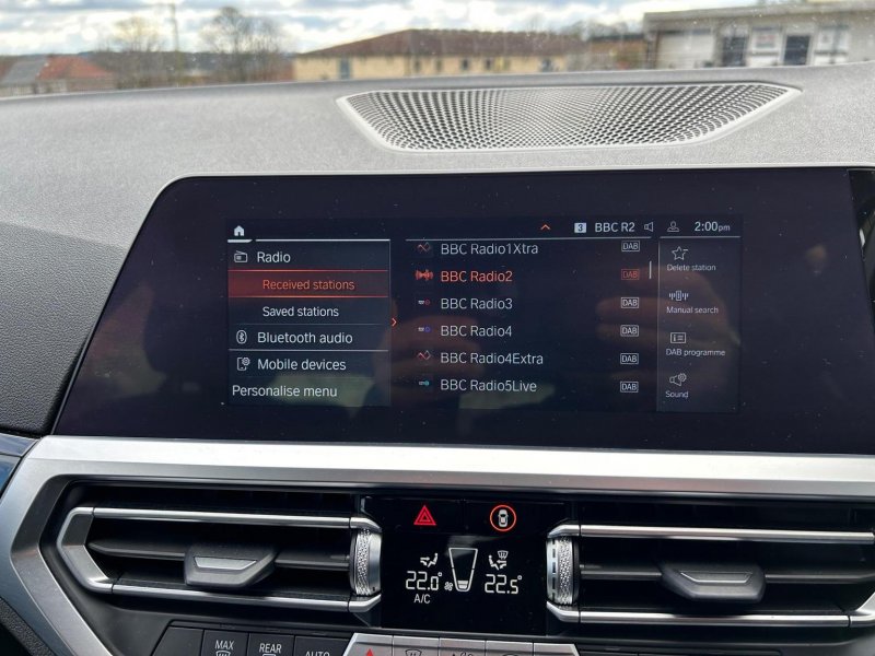 BMW 3 SERIES