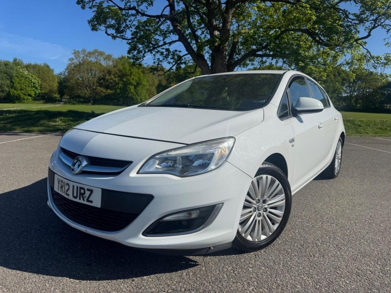 VAUXHALL ASTRA