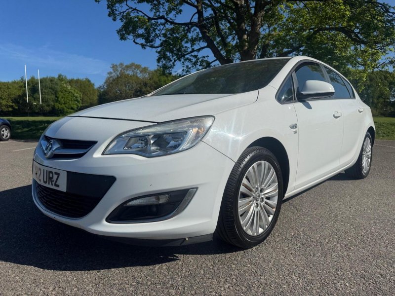 VAUXHALL ASTRA