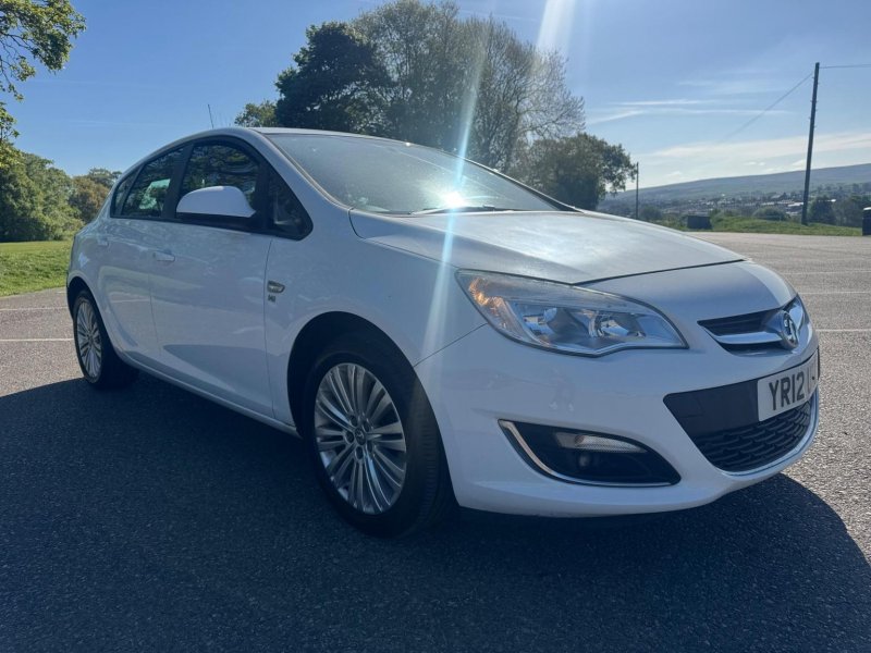 VAUXHALL ASTRA