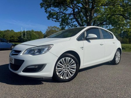 VAUXHALL ASTRA 1.4 16v Excite Euro 5 5dr