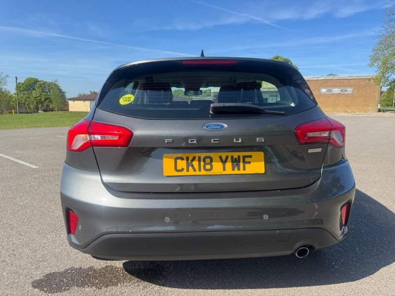 FORD FOCUS