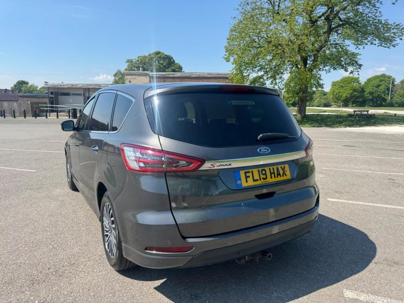 FORD S-MAX