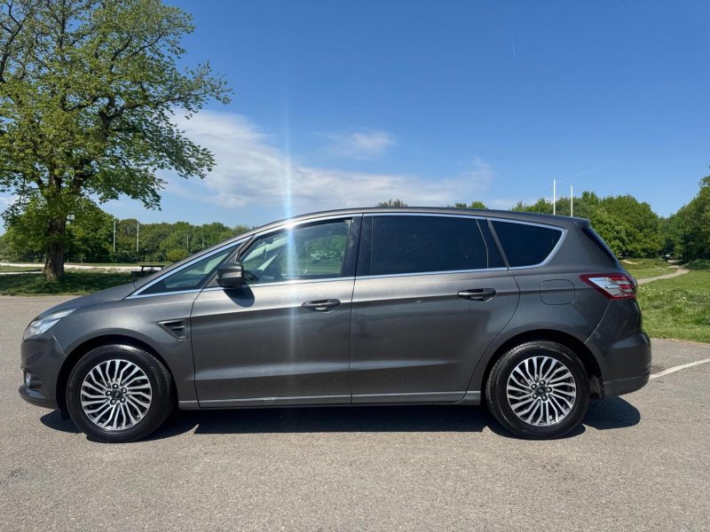 FORD S-MAX