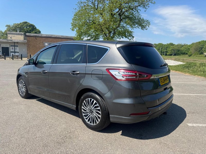 FORD S-MAX
