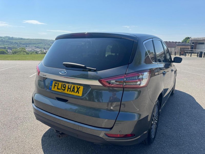 FORD S-MAX