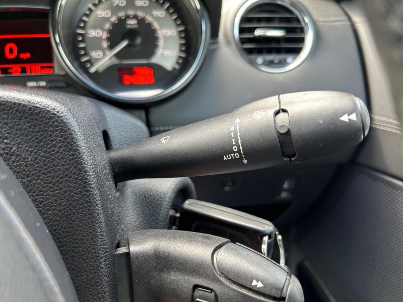 PEUGEOT RCZ