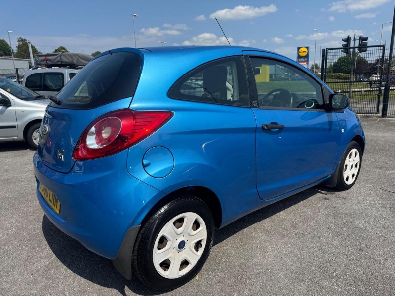 FORD KA