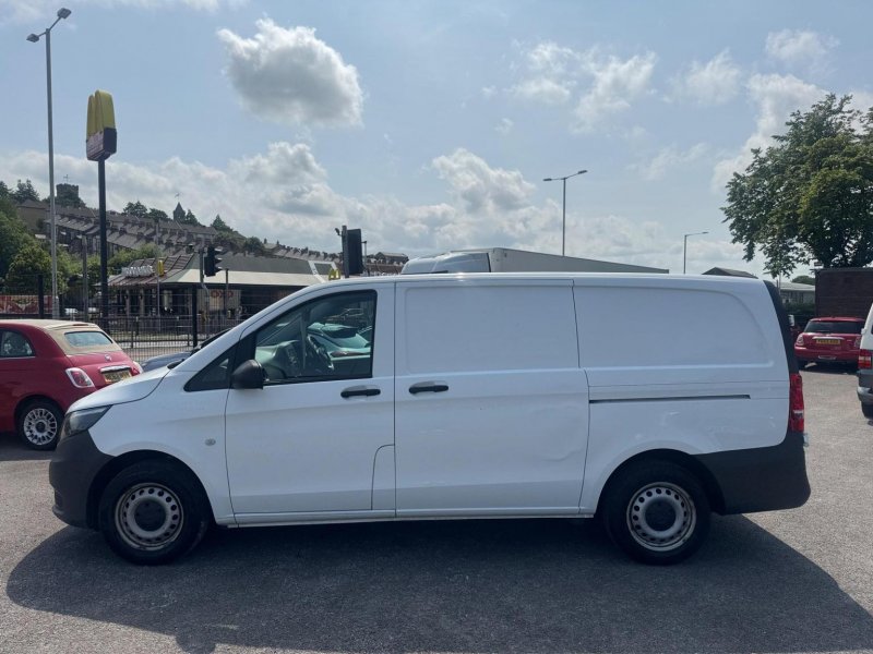 MERCEDES-BENZ VITO
