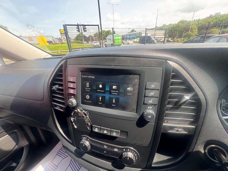 MERCEDES-BENZ VITO