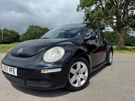 VOLKSWAGEN BEETLE 1.6 Luna Euro 4 3dr