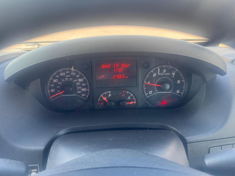 SWIFT ESCAPE 694
