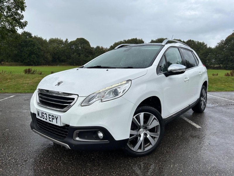 PEUGEOT 2008 1.6 VTi Feline Euro 5 5dr (Calima)